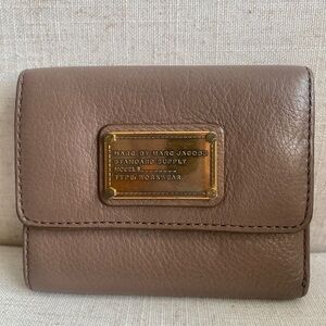 Marc by Marc Jacob Trifold Wallet In Taupe